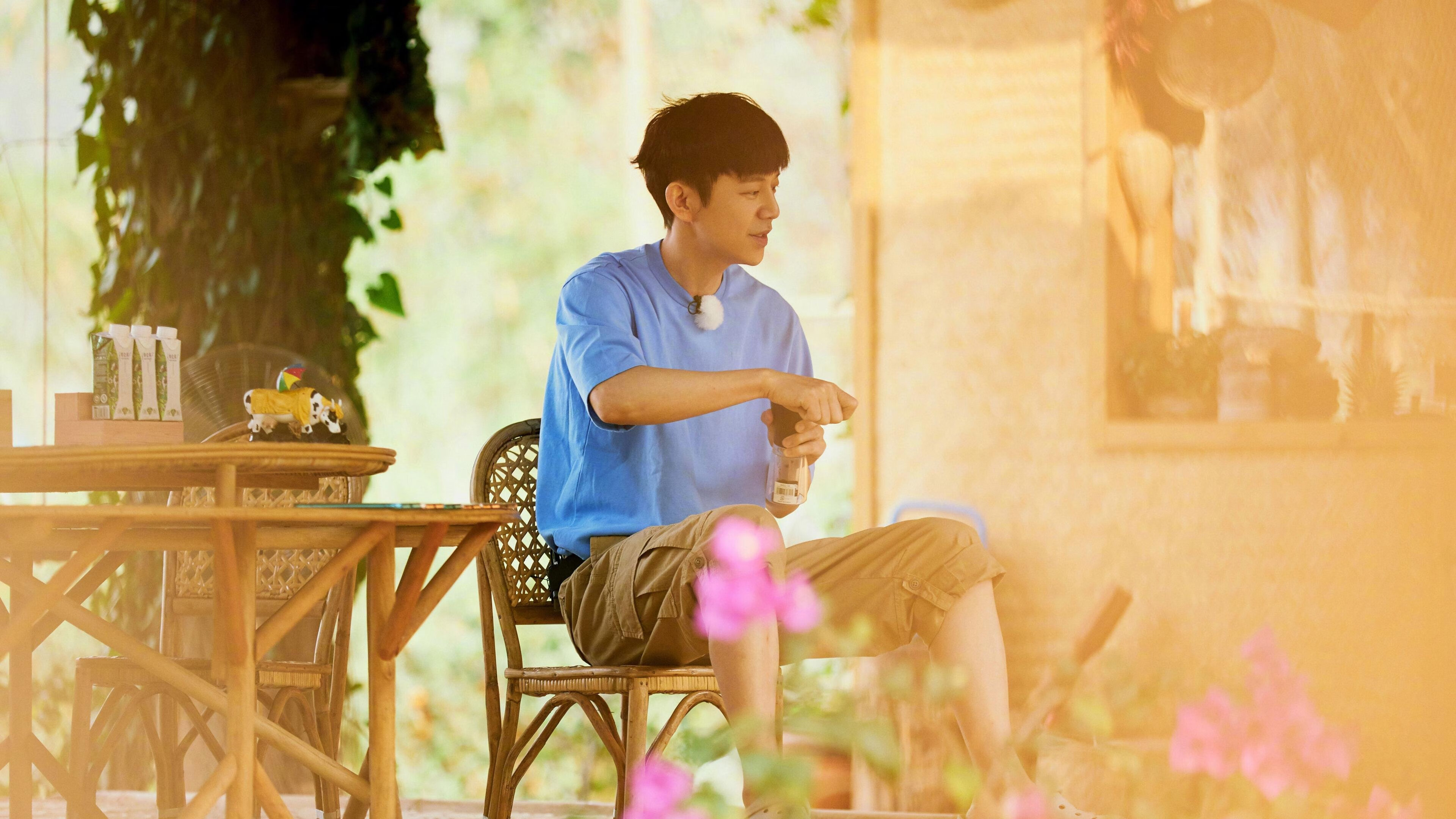 “青少年足球训练营新体系全面启用,激发足球梦想”,青少年足球培训班